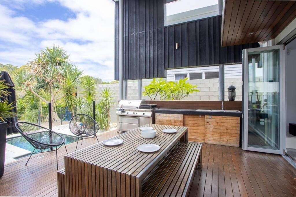 Casuarina Beachfront House - Hostie Properties Exterior photo